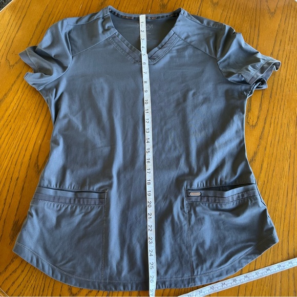 Cherokee Form V neck Scrub Top - Picture 7 of 8